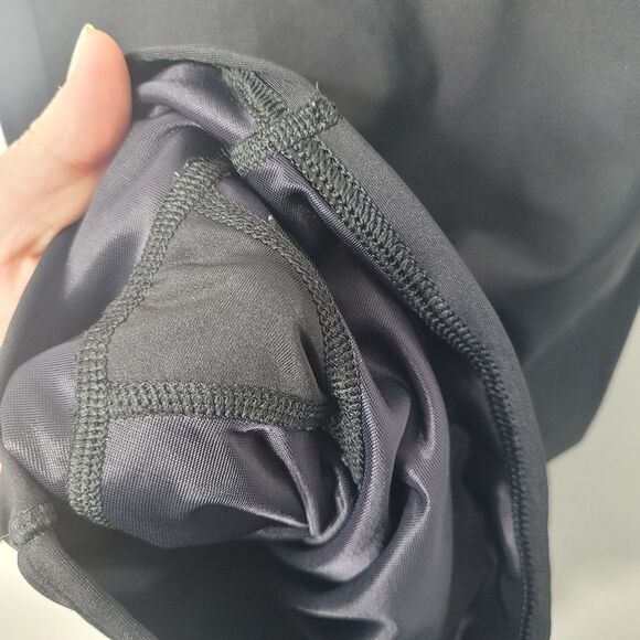 Lands'end black one-piece swimsuit dress with attached shorts size 14 long - Picture 5 of 7